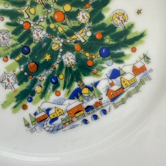 Vintage Salem Christmas Eve Christmas Tree Salad Plate Porcelain 4pc SET Holiday - Picture 9 of 10